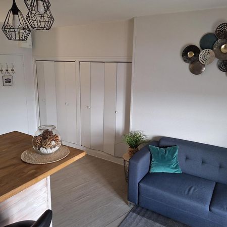 Appartement F2 Centre-Ville Issoire Avec Jolie Vue Exteriör bild